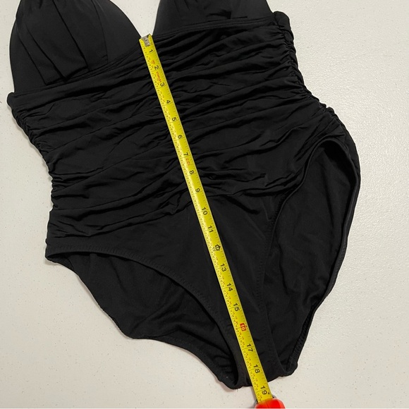 Athleta One Piece Swimsuit Black Ruched Halter Size Large - Picture 4 of 10